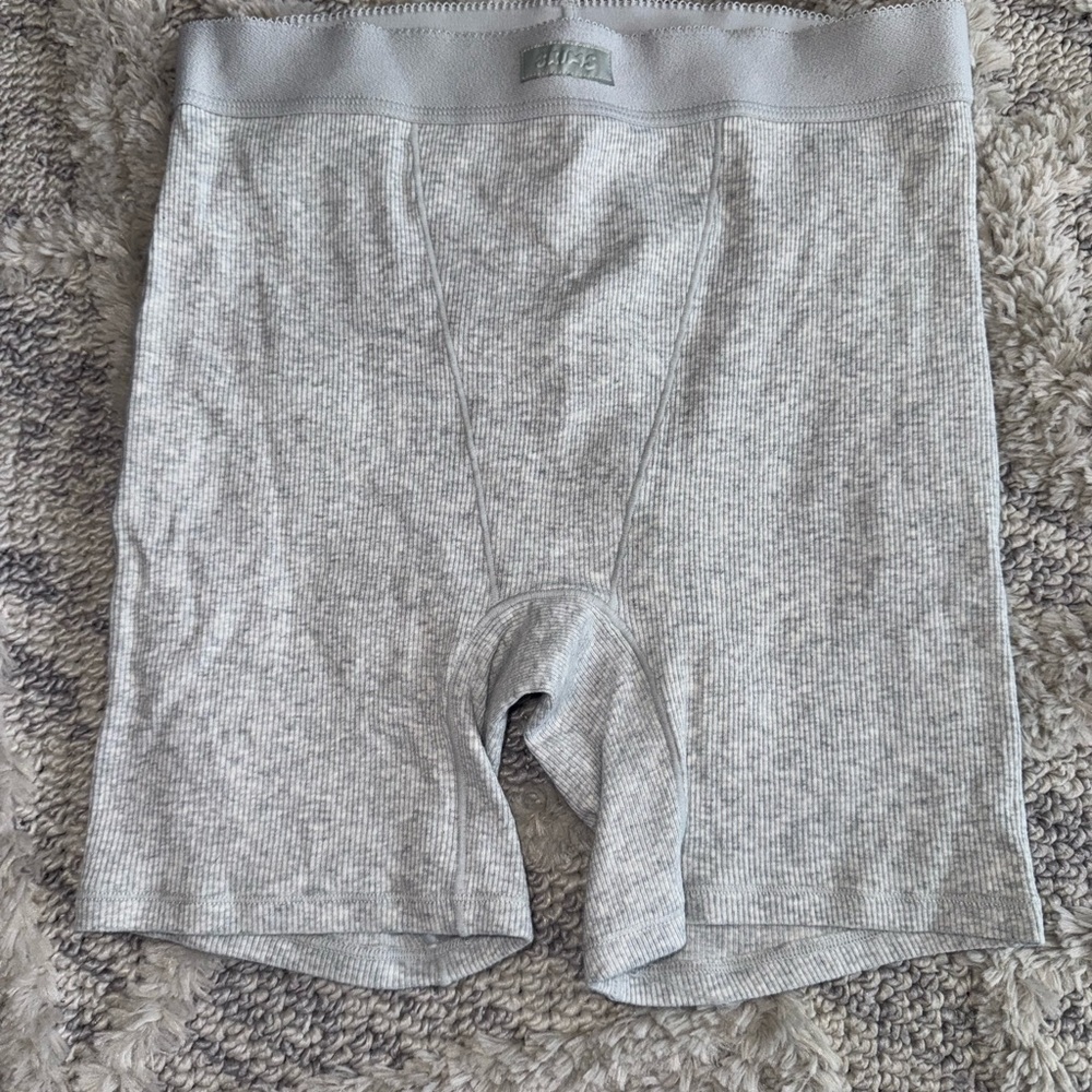 SKIMS Soft Lounge Light Gray Boxer Briefs